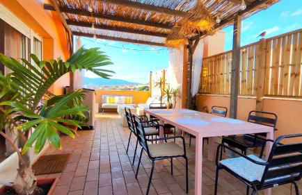 La terraza de Algeciras. - Foto 1