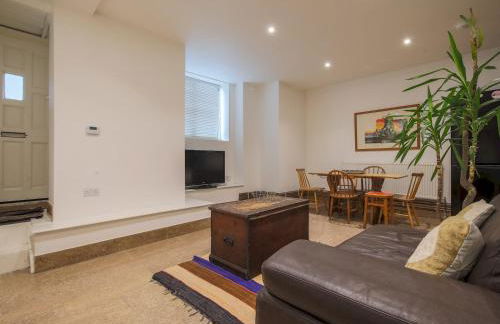 Pass the Keys Stylish Flat - 20 Mins from Central London - Foto 6