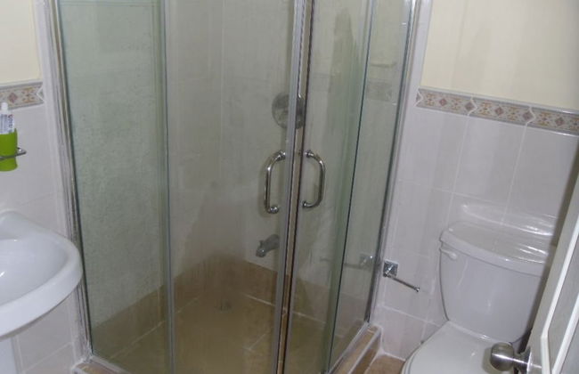 New Kingston Apartments at Kensington - Foto 12