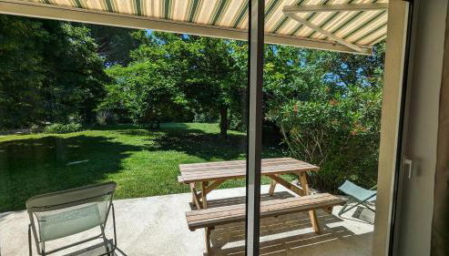 Rez-de-jardin indépendant dans ferme maraichère bio avec grand jardin privatif clos et arboré - Foto 4, Garden