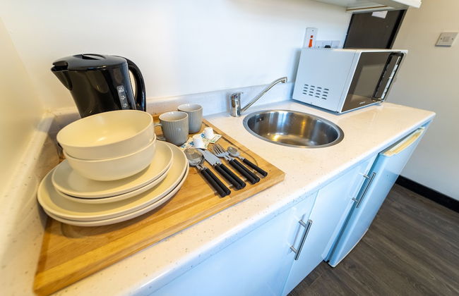 Cosy Studio Close to University of Birmingham - Photo 5