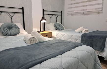 Apartamentos Maria Cristina con parking privado gratis - Foto 8