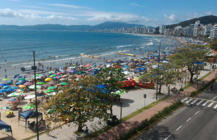 Apartamento de Cobertura frente para o mar Itapema - Foto 27