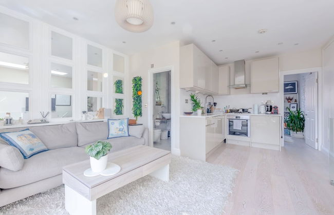 Airy & Modern 1BD Flat in Maida Vale - Foto 9