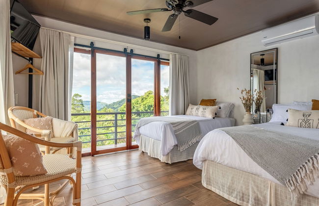 Yaloco House Monteverde - Photo 9