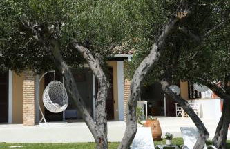 Seafront Calista Beach House With Garden - Foto 13