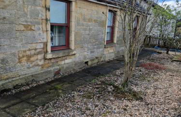 The Cottage - Photo 15