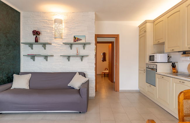 2 bedroom Apartment in Bellano with garden - Photo 6