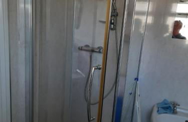 Sea view flat at Claverton House - Photo 8