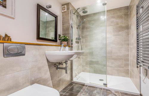 Charming Cottage with Garden - Pass the Keys - Foto 45