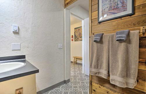 Cabin with Hot Tub and Views 1 Mile to Alyeska Resort - Foto 22