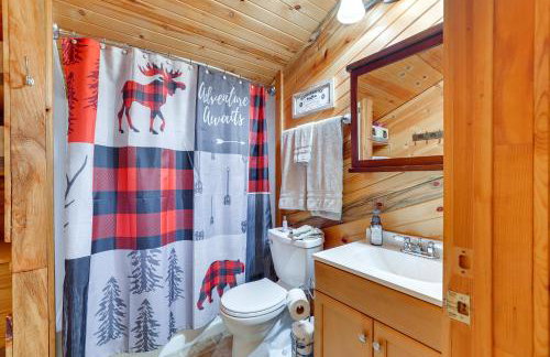 Peaceful Garden Valley Cabin with Private Deck! - Foto 24