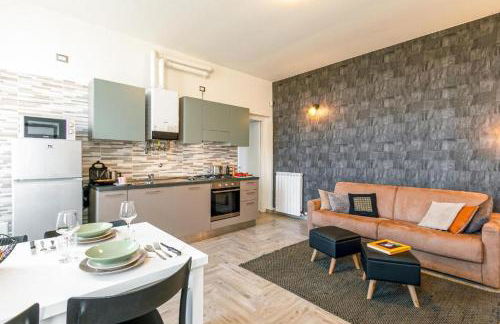 Milano Malpensa 2 min - Suite With Wifi, AC, Free Park - Foto 19