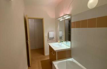 Bel Appartement Chaleureux 306 - Le Garbet - Résidence Grand Hôtel - Foto 10