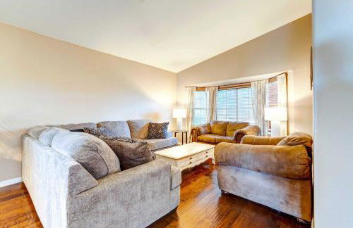 Pool and Hot Tub Home Near Peoria Sports Complex! - Foto 4