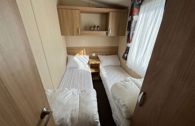 Statichomesleeps6-lakeview-petsok-balcony-parking - Foto 6