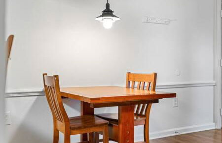 2 MI to USF + Long Term Stays allowed + Gym + Pool - Foto 34