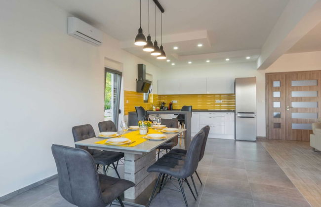 Villa in Turanj With Stunning Sea Views - Foto 28