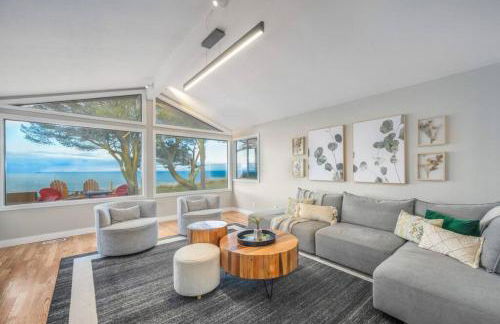 Oceanfront Family Retreat - Foto 2