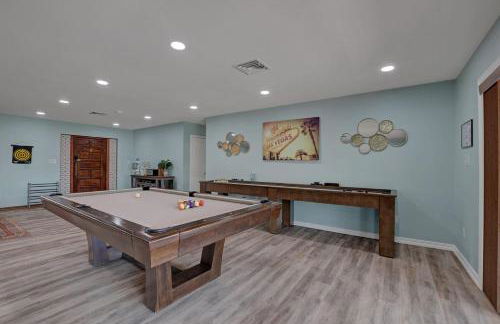 Buddha Mansion Luxury Resort - 8BR Modern, HotTub, Huge pool, Sauna, BBQ grill, Game Room - Foto 15