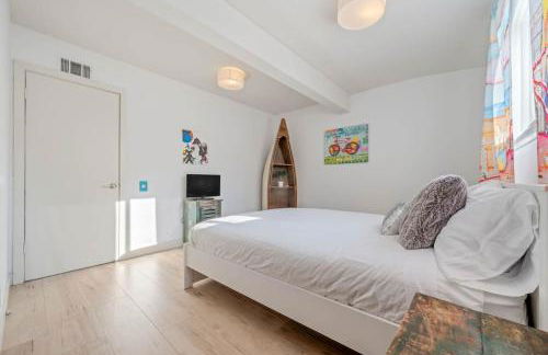 Middlebury Heights with Pool - Foto 4