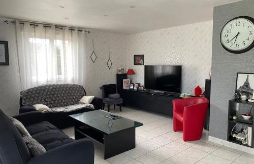 Maison plein pied proche circuit 24h et PEC - Foto 7