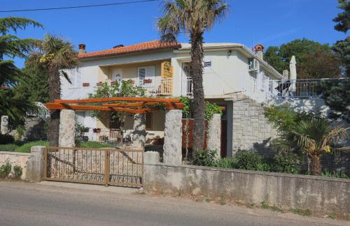 Apartment DamirK - Photo 1