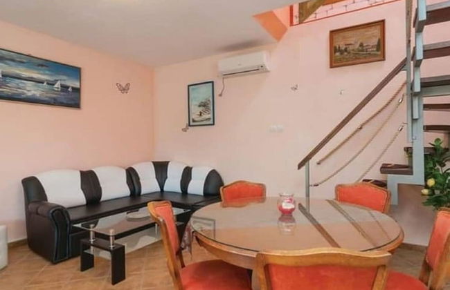 Charming Holiday Home With Private Pool - Foto 29