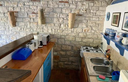 Stancija Baladur in Rakovci - 3 Häuschen für insgesamt 6 Personen Baladur 3 - Foto 11