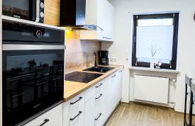 Charmantes 3-Zi-Apartment am Schlössle in Lechhausen-Garage-Balkon-Küche-Smart TV - Foto 24