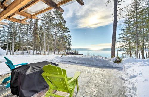 Waterfront Lake Superior Cabin Fire Pit and More! - Foto 27