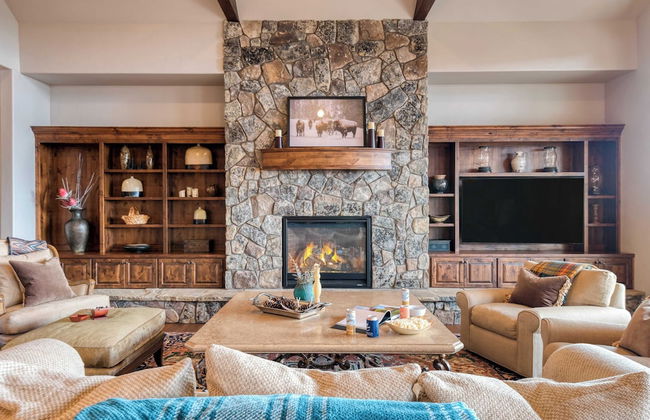 Heritage by Avantstay Luxe Oregon Retreat + Deck - Foto 8