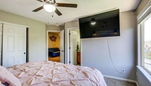 Near to DIA Airport retreat And 20 Min To Downtown Denver - Foto 2, wardrobe