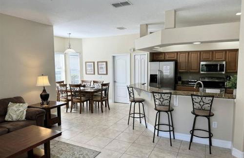 537 4BR Private Pool Spa Conservation Views 2 Masters Near Disney - Foto 4