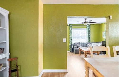 3-Bed Bungalow walk to Historic Downtown Sanford - Foto 8