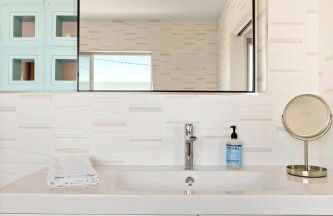 Mid Century Vibes - 2 Min to JTNP - Retro Dive Bar - View - Foto 15