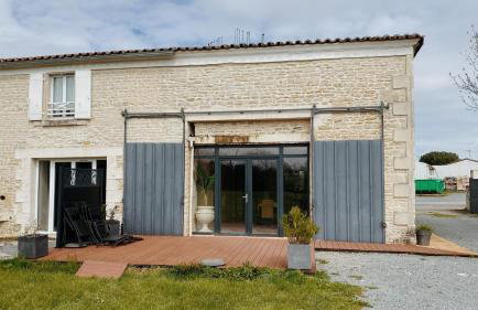 Domaine de Saint Florent - Piscine & Spa - Foto 19