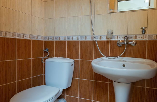 1 Bedroom Apartment in Dafinka Guest House - Photo 18