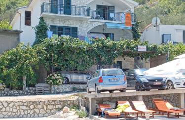 Apartmani Vodanović - Photo 58