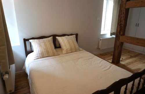 Gîte Les Hirondelles - Spacieux et Typique Alsacien - Commerces à Proximité - Proche Sélestat - Foto 15