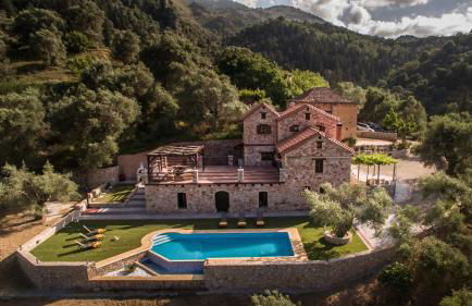 Villa Fabrica - Photo 1