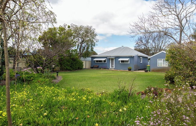 Relax and Unwind at Otters Retreat - Foto 17