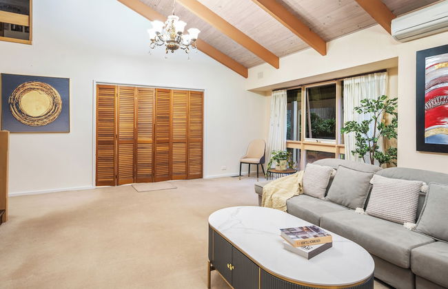 Stylish Retreat at Wheelers Hill 5BRM - Foto 21