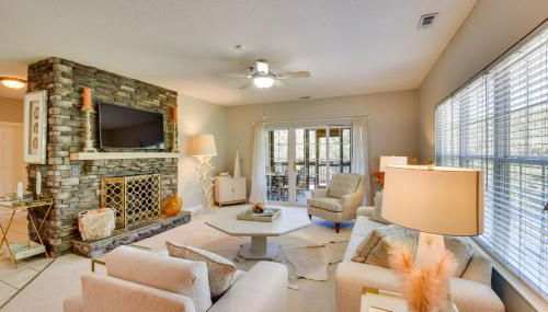 Balcony and Golf Course View! Condo at Kingwood - Foto 5