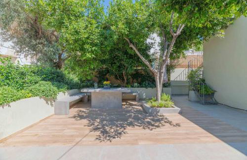 The HostMaster Ethereal Scene - Photo 23