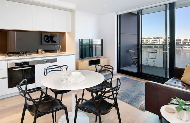 Orange Stay at Collins Wharf - Photo 15