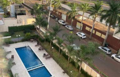 Quarto com cama de casal bem aconchegante - Foto 37