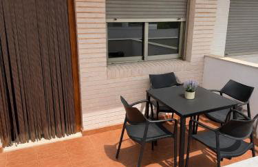 Apartamento con piscina a 350 metros de la playa - Photo 12