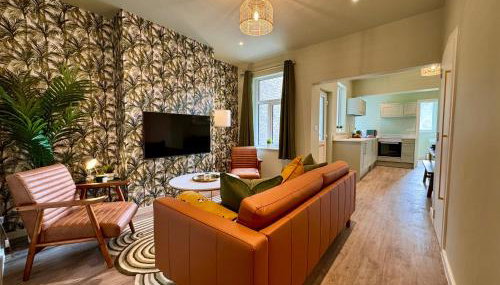 Stunning 4-Bedroom Home - 10 mins to Sandbanks Beach - Foto 2