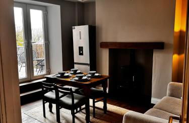 Cosy Central Buxton Terraced House - Photo 4